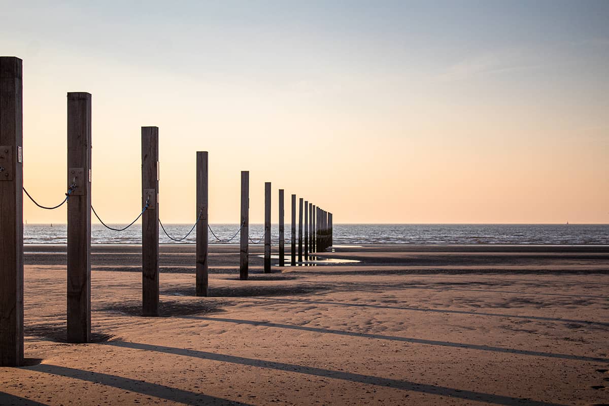 Zonsondergang bij het strand van Nieuwpoort | Landschap | Pastel